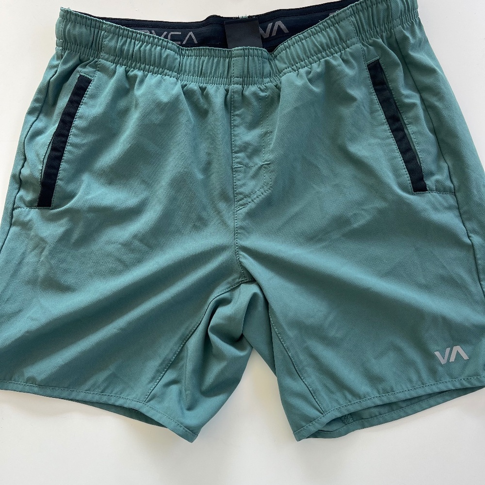 RVCA boys shorts